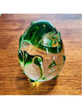 18. Green Drizzle Glass Art